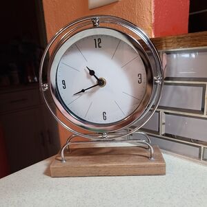 Estate Silver and White Wall Clock